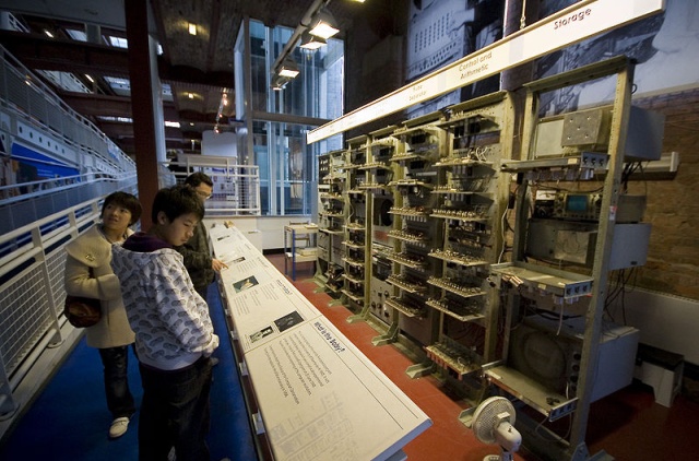 Manchester Small-Scale Experimental Machine miniature
